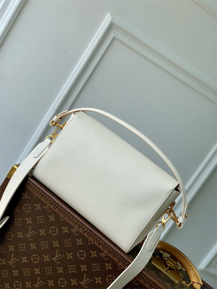 Louis Vuitton Soft Twist Calfskin M25359 High