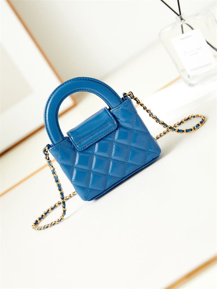 Chanel CLUTCH WITH CHAIN AP3435 Shiny Aged Calfskin & Gold-Tone Metal Blue-Royal High