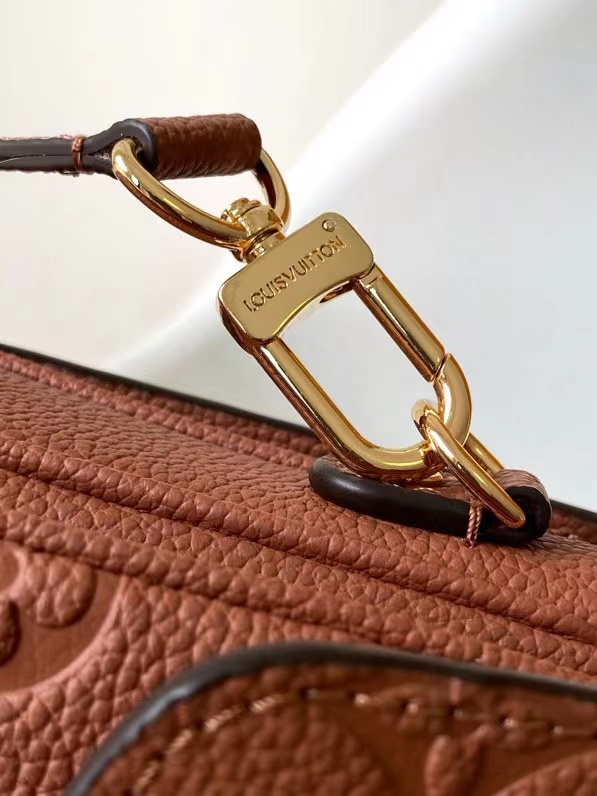 Louis Vuitton POCHETTE METIS Bag Monogram Empreinte M12711 High