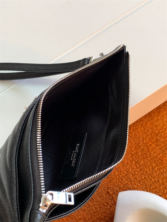 CASSANDRE MATELASSÉ LARGE POUCH IN GRAIN DE POUDRE LEATHER Black-Silver High