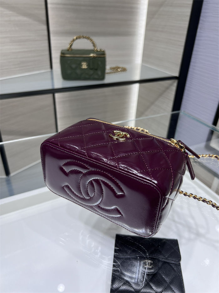 Chanel CLUTCH WITH CHAIN AP4168 Shiny Lambskin & Gold-Tone Metal Burgundy High