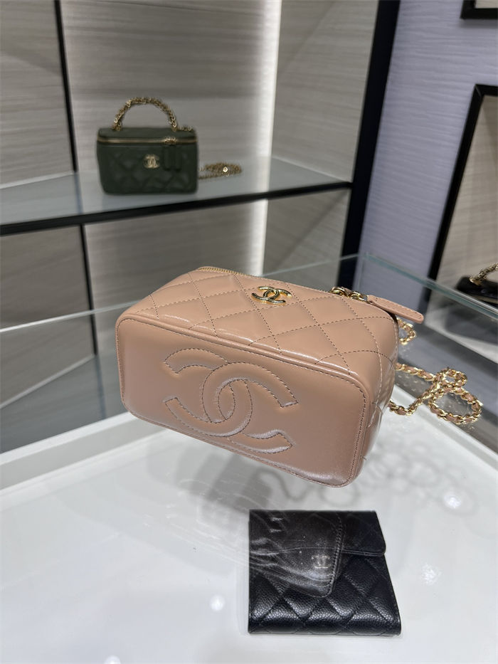 Chanel CLUTCH WITH CHAIN AP4168 Shiny Lambskin & Gold-Tone Metal Nude High