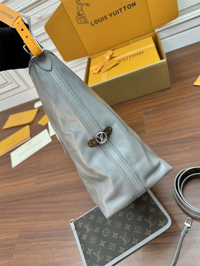 Louis Vuitton CarryAll Dark MM Lambskin M12583 Top