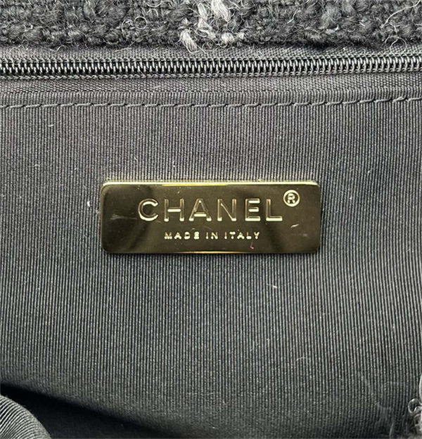 Chanel 19 Flap Bag Tweed Gold-Tone Black-Grey High