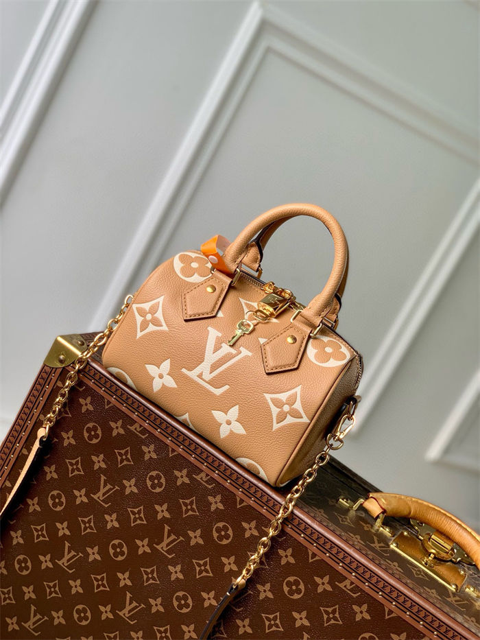 Louis Vuitton SPEEDY BANDOULIÈRE 20 Embossed grained cowhide leather M12713 High