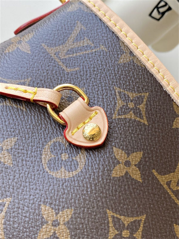 Louis Vuitton Neverfull Bandoulière Inside Out MM M11947 High