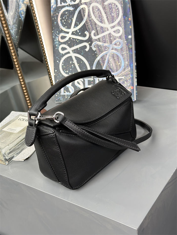 Mini Puzzle bag in classic calfskin Black High