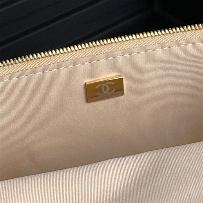 VANITY CASE AS5222 Shiny Crumpled Lambskin & Gold-Tone Metal Beige High