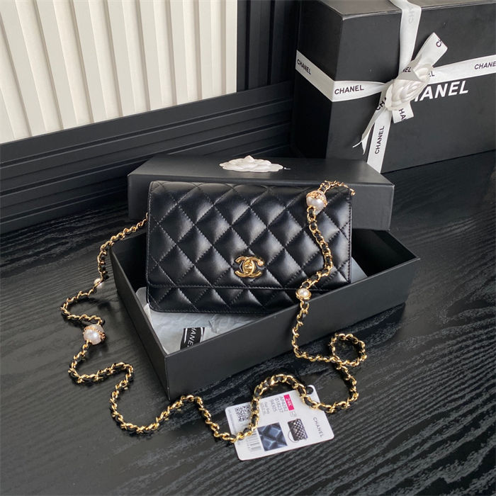 Chanel WALLET ON CHAIN AP4282 Shiny Lambskin, Imitation Pearls & Gold-Tone Metal Black High