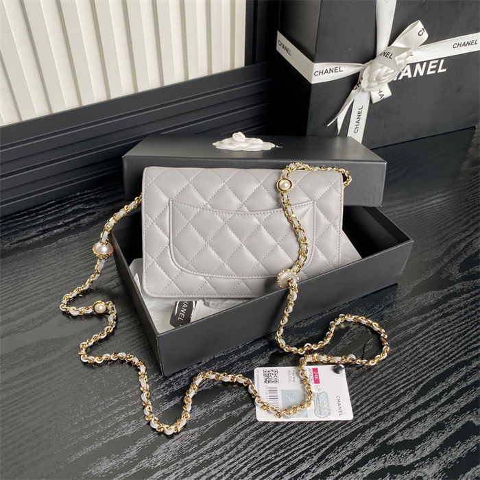 Chanel WALLET ON CHAIN AP4282 Shiny Lambskin, Imitation Pearls & Gold-Tone Metal Grey High