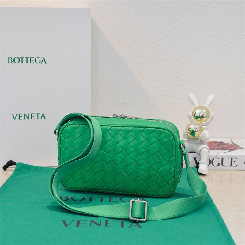 BV Intrecciato Camera Bag Small Parakeet High