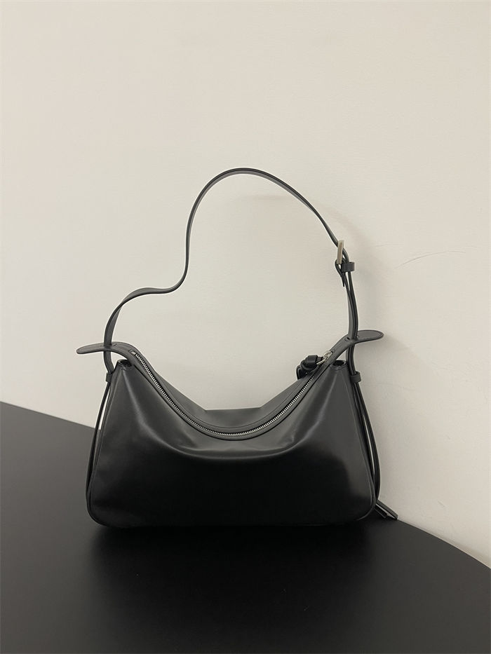 Fendi Simply Medium shoulder bag Leather High