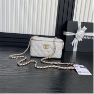 Chanel Vanity with Chain AP4301 Lambskin White High