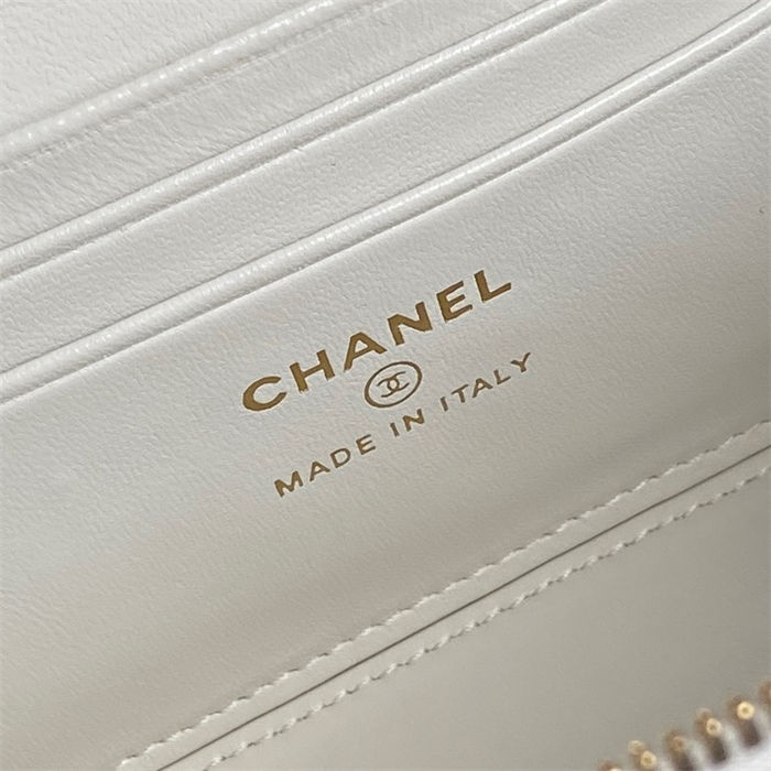 Chanel Vanity with Chain AP4301 Lambskin White High