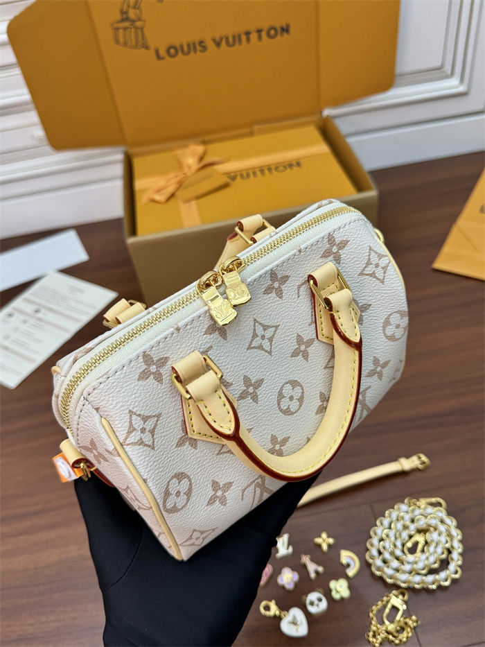 Louis Vuitton SPEEDY BANDOULIÈRE 18 Monogram Canvas M24474 Top