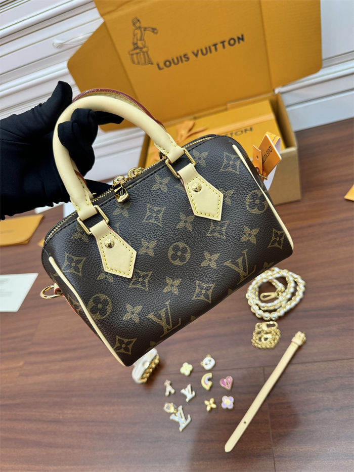 Louis Vuitton SPEEDY BANDOULIÈRE 18 Monogram Canvas M46970 Top