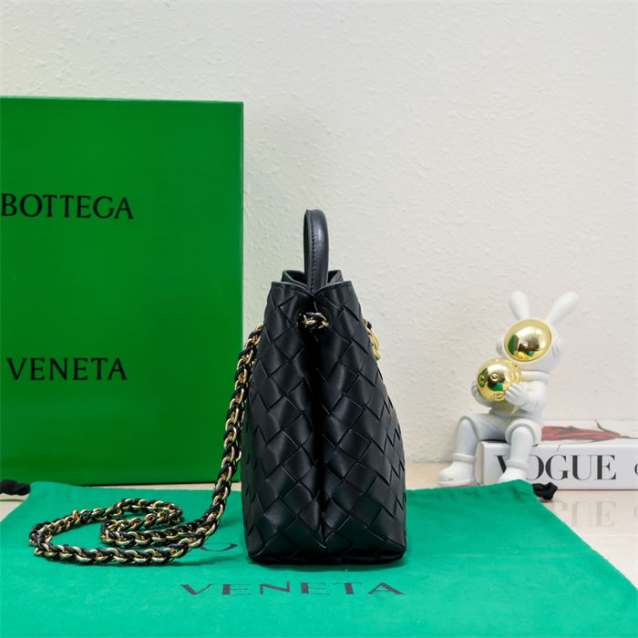 Small Andiamo Chain Top handle bag Black High