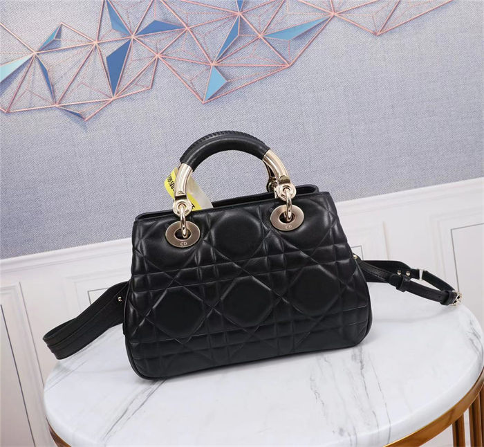 LADY 95.22 SMALL BAG Cannage Calfskin Black High