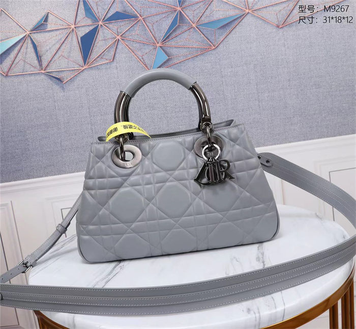 LADY 95.22 MEDIUM BAG Cannage Calfskin Grey High