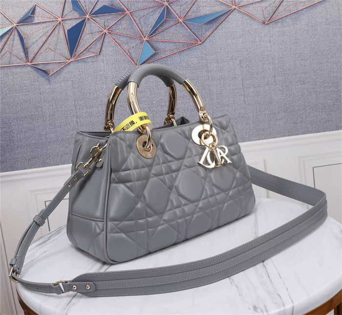 LADY 95.22 MEDIUM BAG Cannage Calfskin Grey High