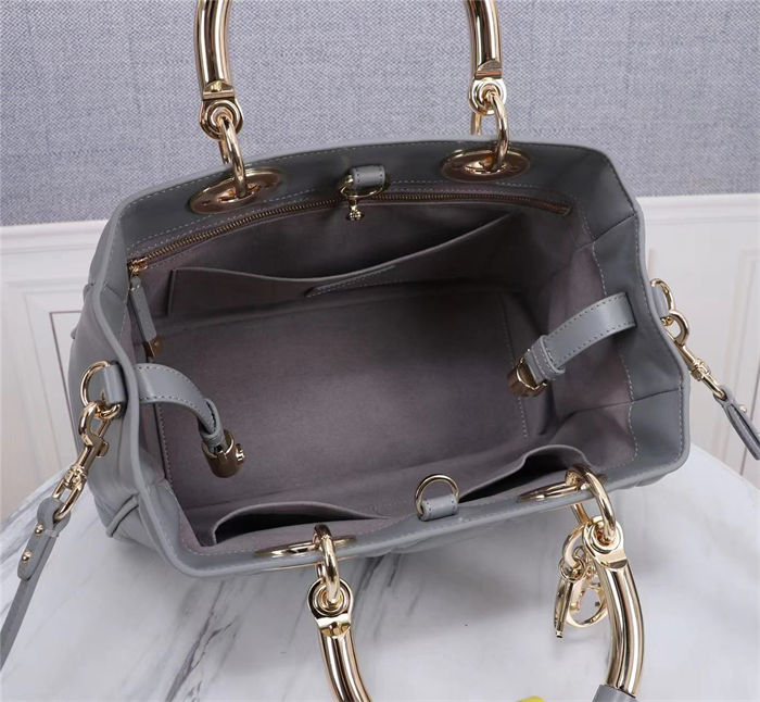 LADY 95.22 MEDIUM BAG Cannage Calfskin Grey High