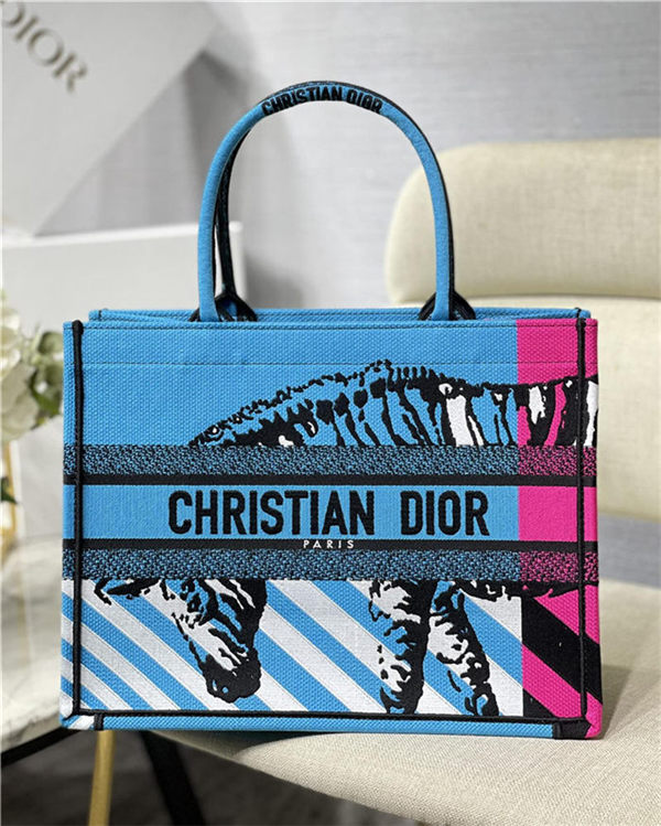 MEDIUM Dior BOOK TOTE D-Jungle Pop Embroidery Blue/Pink High