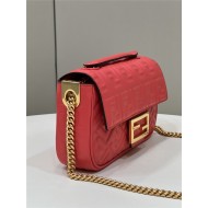 BAGUETTE Chain Midi leather bag Red High