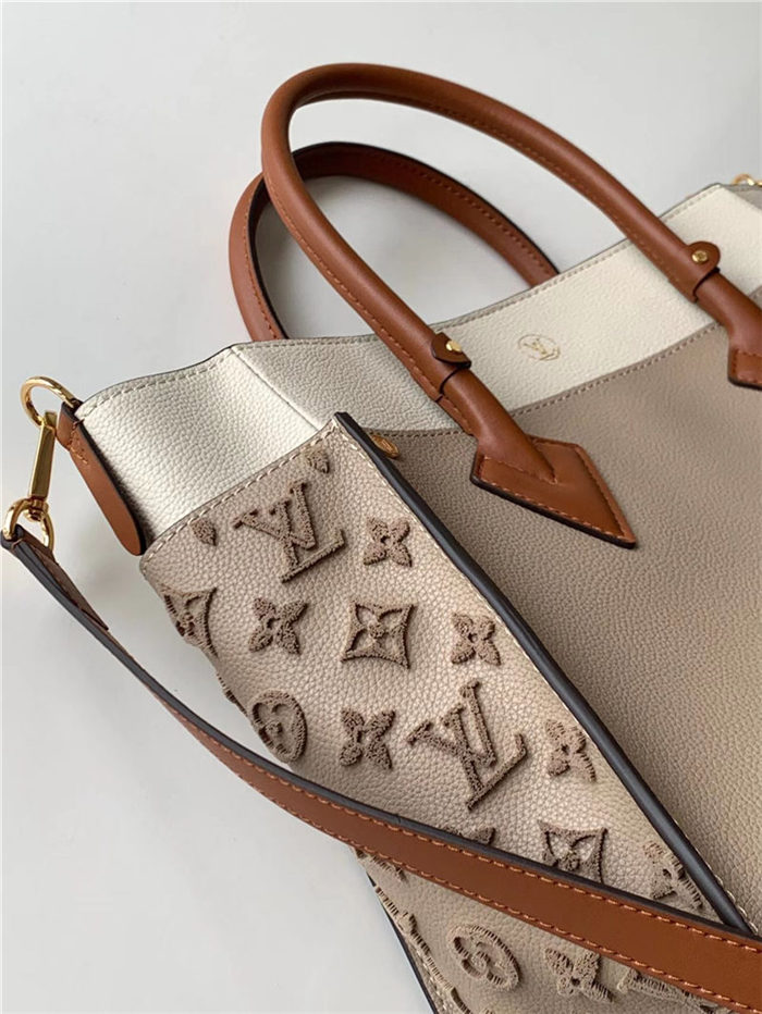 Louis Vuitton ON MY SIDE MM Twist calfskin and Monogram tufting on Nappa Softy leather M53826 High