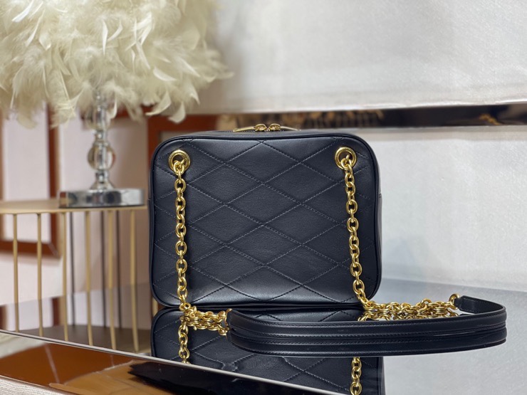 LE MAILLON SMALL CHAIN BAG IN QUILTED LAMBSKIN Black High