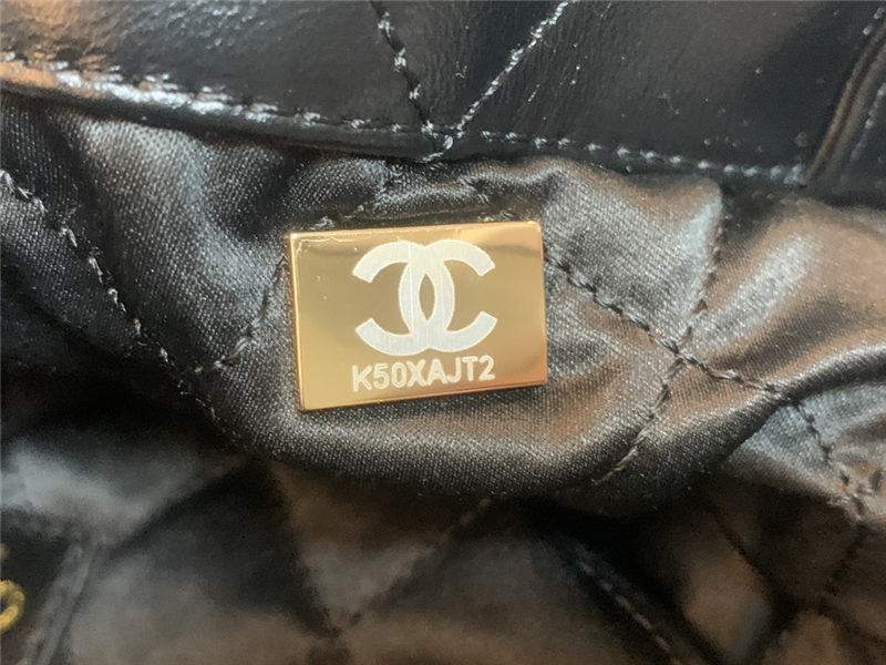 Chanel 22 BACKPACK Shiny Calfskin & Gold-Tone Metal AS3313 Black High