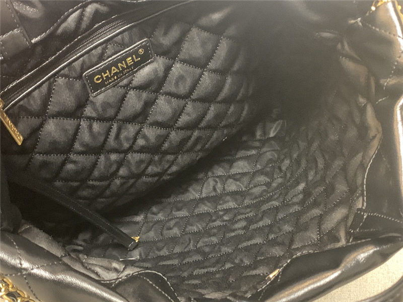 Chanel 22 BACKPACK Shiny Calfskin & Gold-Tone Metal AS3313 Black High