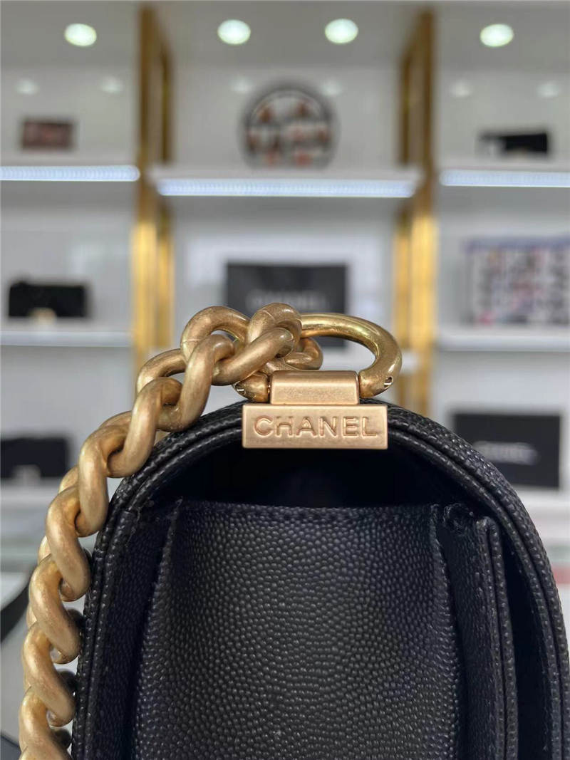 BOY Chanel HANDBAG Grained Calfskin Black Matt-Gold Metal High