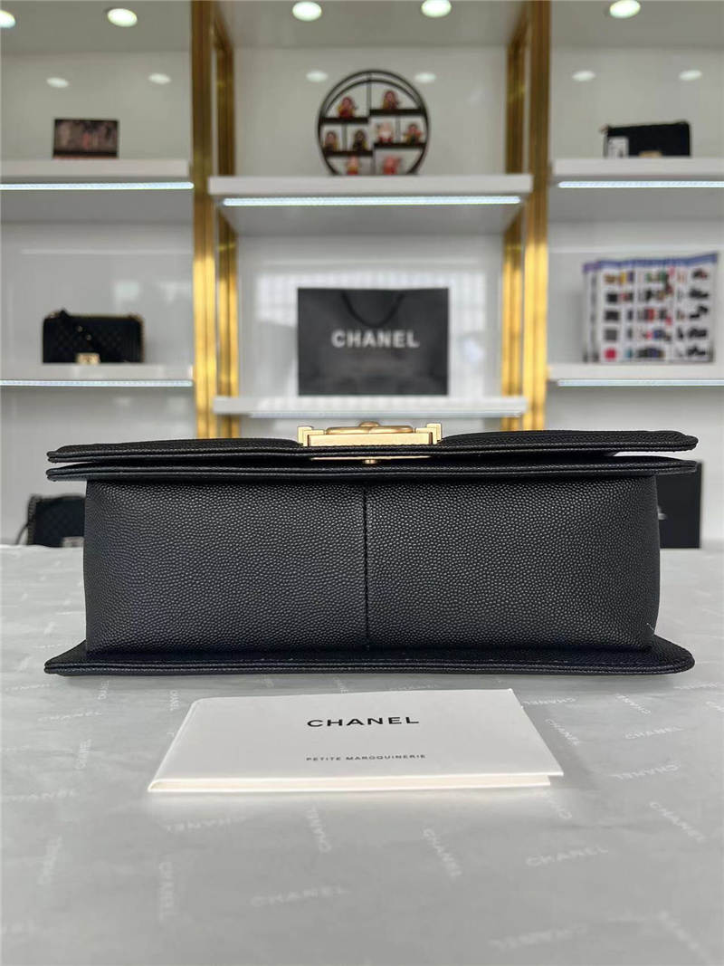 BOY Chanel HANDBAG Grained Calfskin Black Matt-Gold Metal High