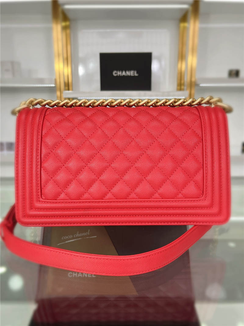 BOY Chanel HANDBAG Grained Calfskin Red Matt-Gold Metal High