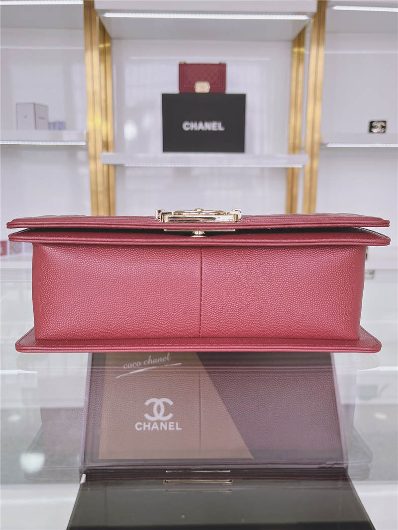 BOY Chanel HANDBAG Grained Calfskin Wine Gold Metal High