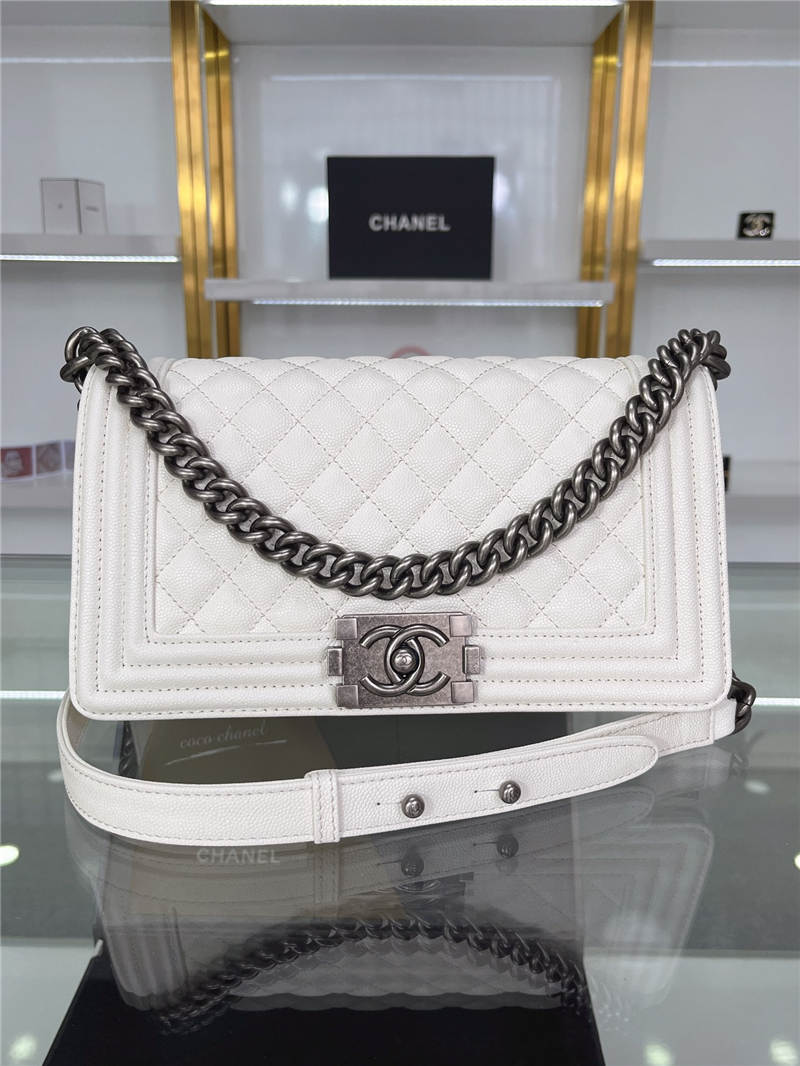 BOY Chanel HANDBAG Grained Calfskin White Anti-Silver Metal High