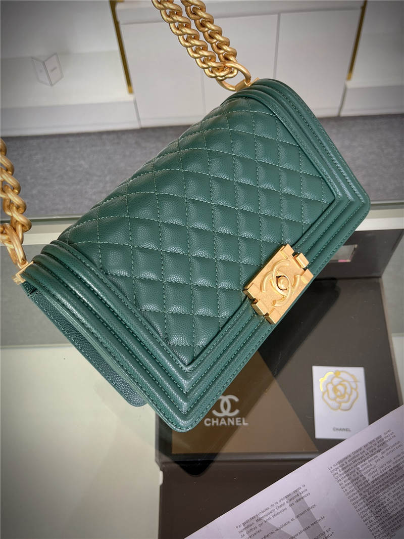 BOY Chanel HANDBAG Grained Calfskin Green Matt-Gold Metal High