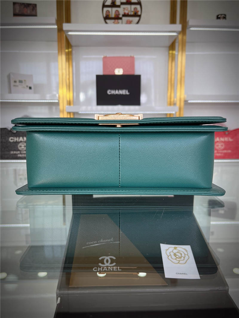 BOY Chanel HANDBAG Grained Calfskin Green Matt-Gold Metal High