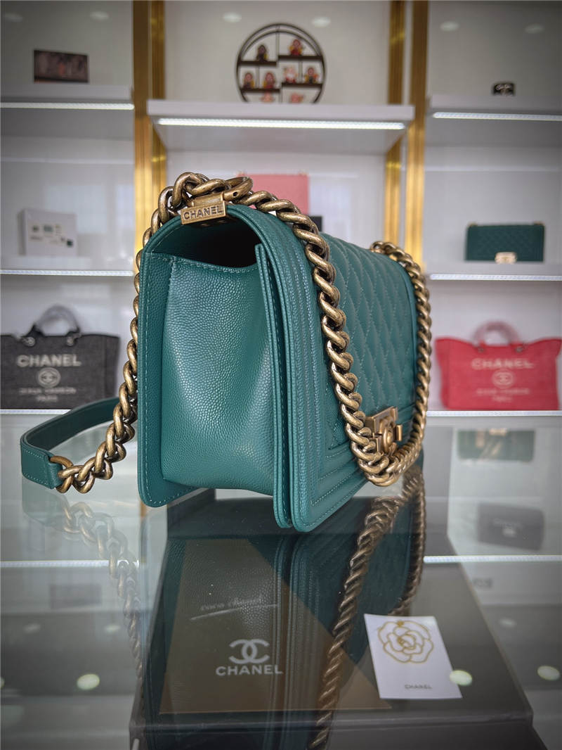 BOY Chanel HANDBAG Grained Calfskin Green Anti-Gold Metal High