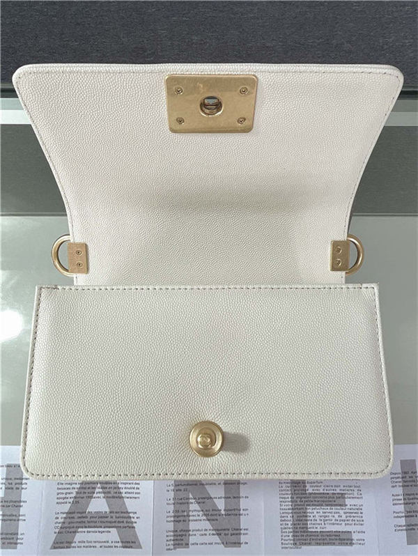 SMALL BOY Chanel HANDBAG Grained Calfskin White Matt-Gold Metal High