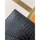 UPTOWN POUCH IN Crocodile Black-Silver High