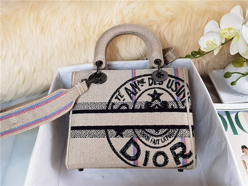 MEDIUM LADY D-LITE BAG Jute Canvas Embroidered with Dior Union Motif High