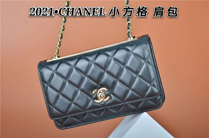 Chanel WALLET ON CHAIN Lambskin & Gold-Tone Metal A80982 High