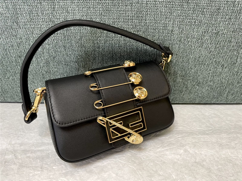 Brooch mini Baguette Fendace leather bag High