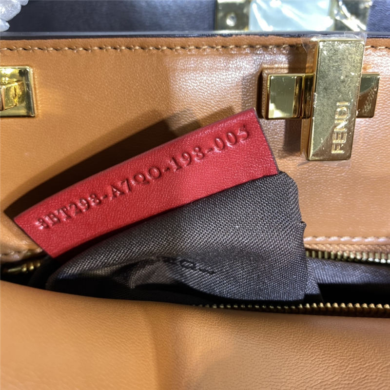 PEEKABOO ICONIC ESSENTIALLY leather bag Red High