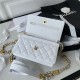 WALLET ON CHAIN Grained Shiny Calfskin & Gold-Tone Metal AP2840 White A