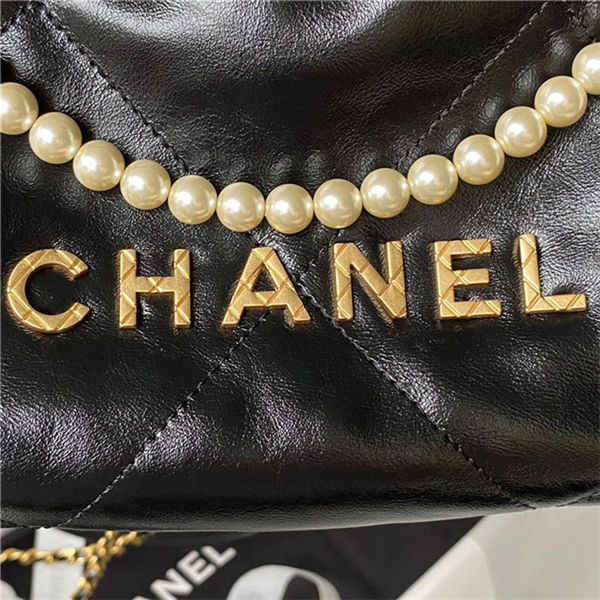 Chanel 22 MINI HANDBAG Shiny Calfskin Black & Gold-Tone Metal AS3980 High