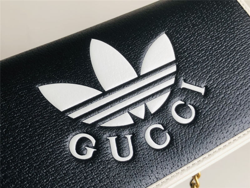 Gucci adidas x Gucci wallet with chain 621892 High