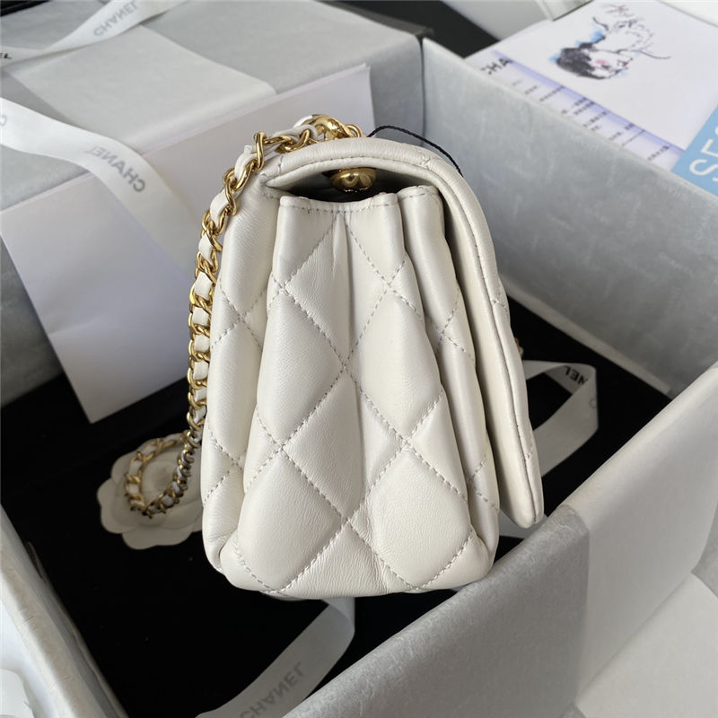 Small Flap Bag AS3367 Lambskin & Gold-Tone Metal White A