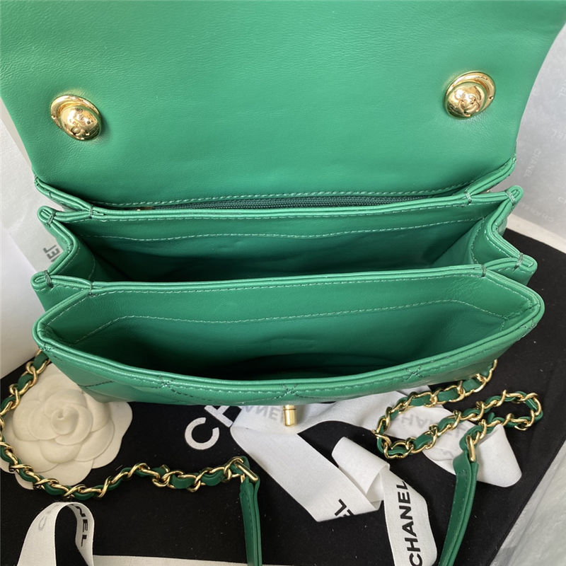 Mini Flap Bag AS3366 Lambskin & Gold-Tone Metal Green A